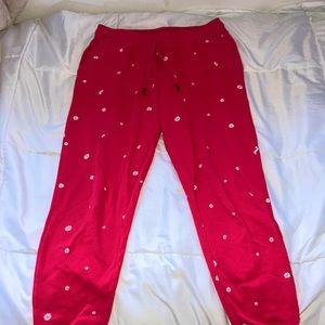 Red Daisy Sweatpants